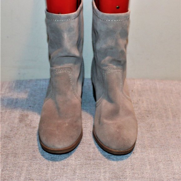 LN LADIES WHITE MOUNTAIN HIGH ANKLE BOOTS - 9 1/2M - TAN LEATHER. - Picture 3 of 8